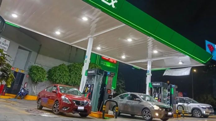 gasolina-premium-30-pesos-por-litro-subsidio-guerra-en-iran.jpg_1909828379