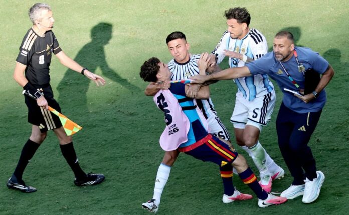 gavi-se-enfrenta-a-nahuel-molina-y-leandro-paredes-en-la-final-del-mundial-2026