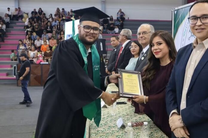graduacion-utp (2)